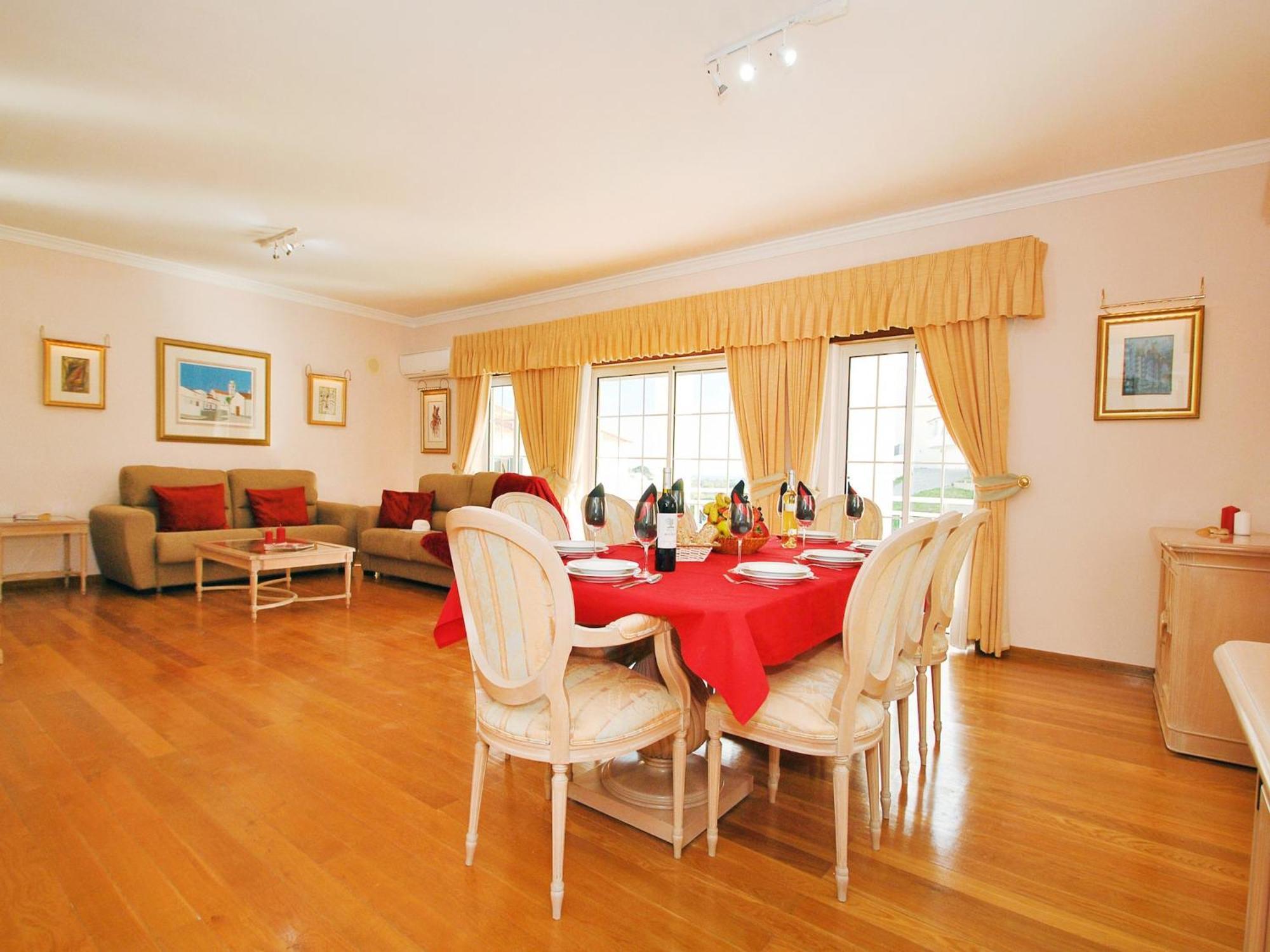 Magnificent Villa, With Private Pool Villa *
